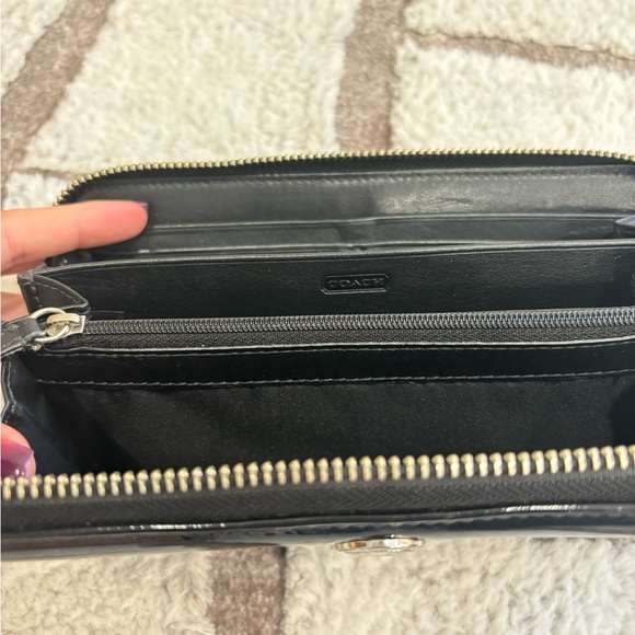 Beautiful black vintage coach - Picture 6 of 7